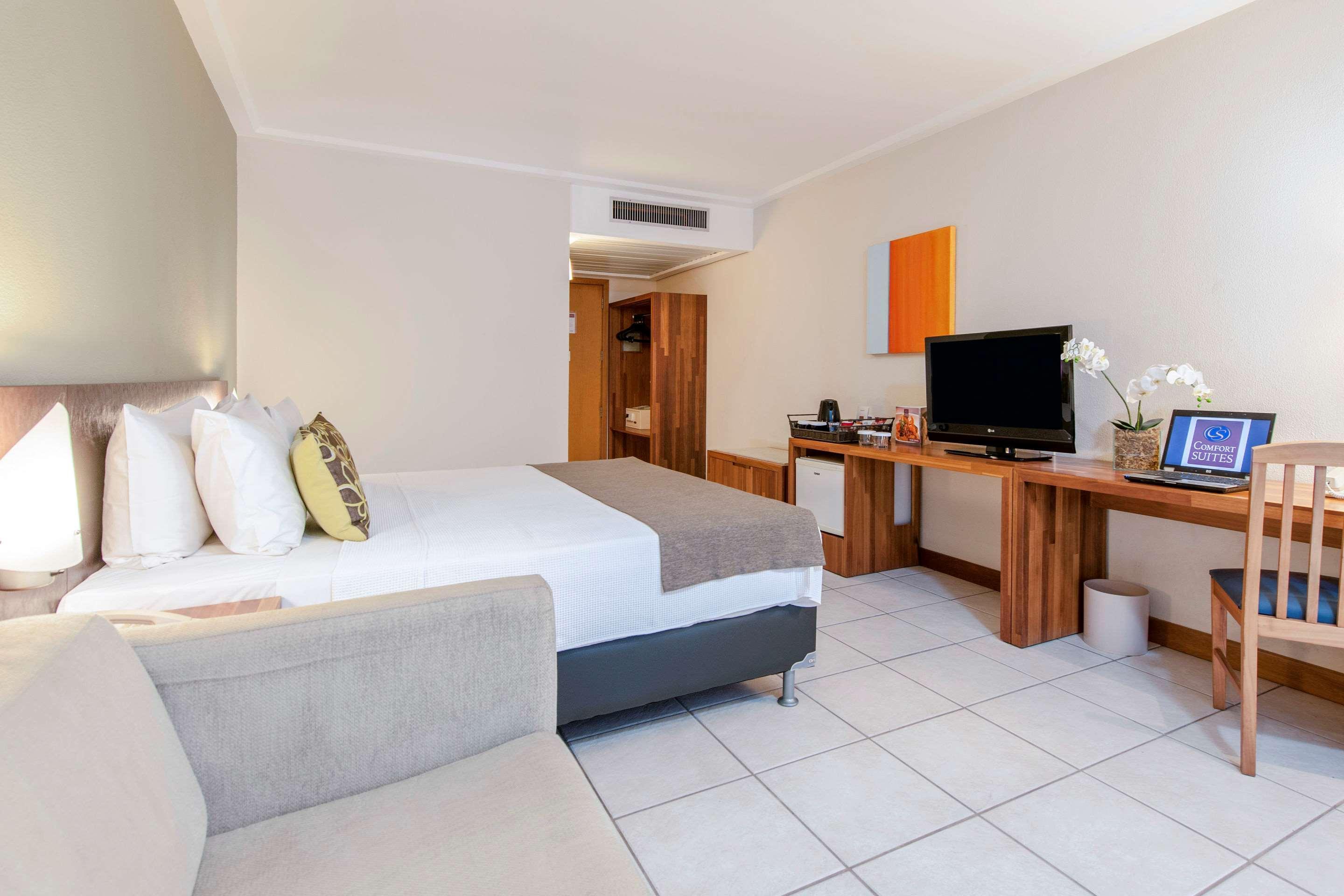 Comfort Suites Vitória Exteriör bild