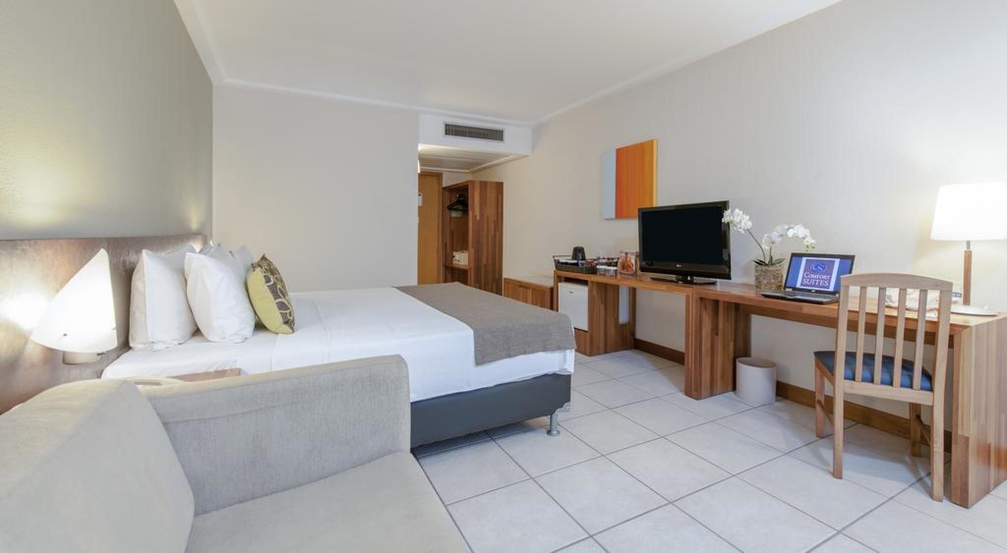Comfort Suites Vitória Exteriör bild