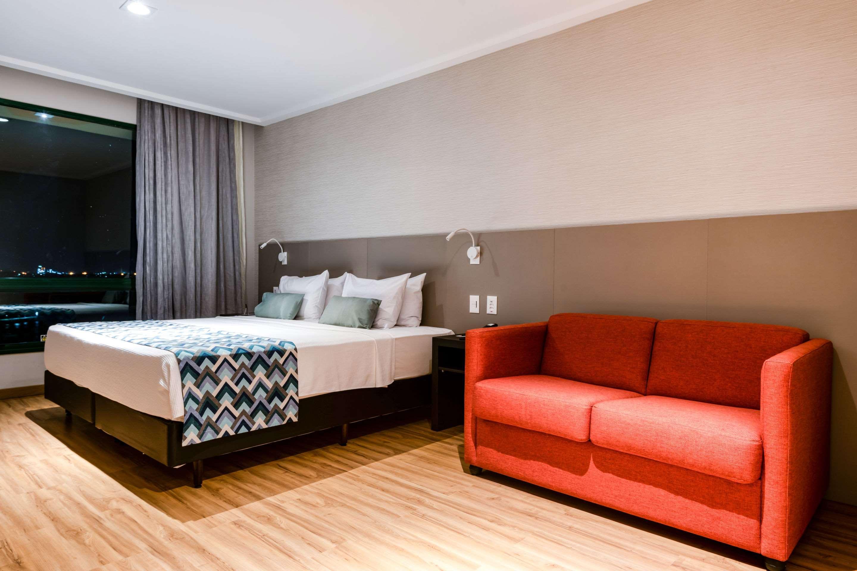 Comfort Suites Vitória Exteriör bild