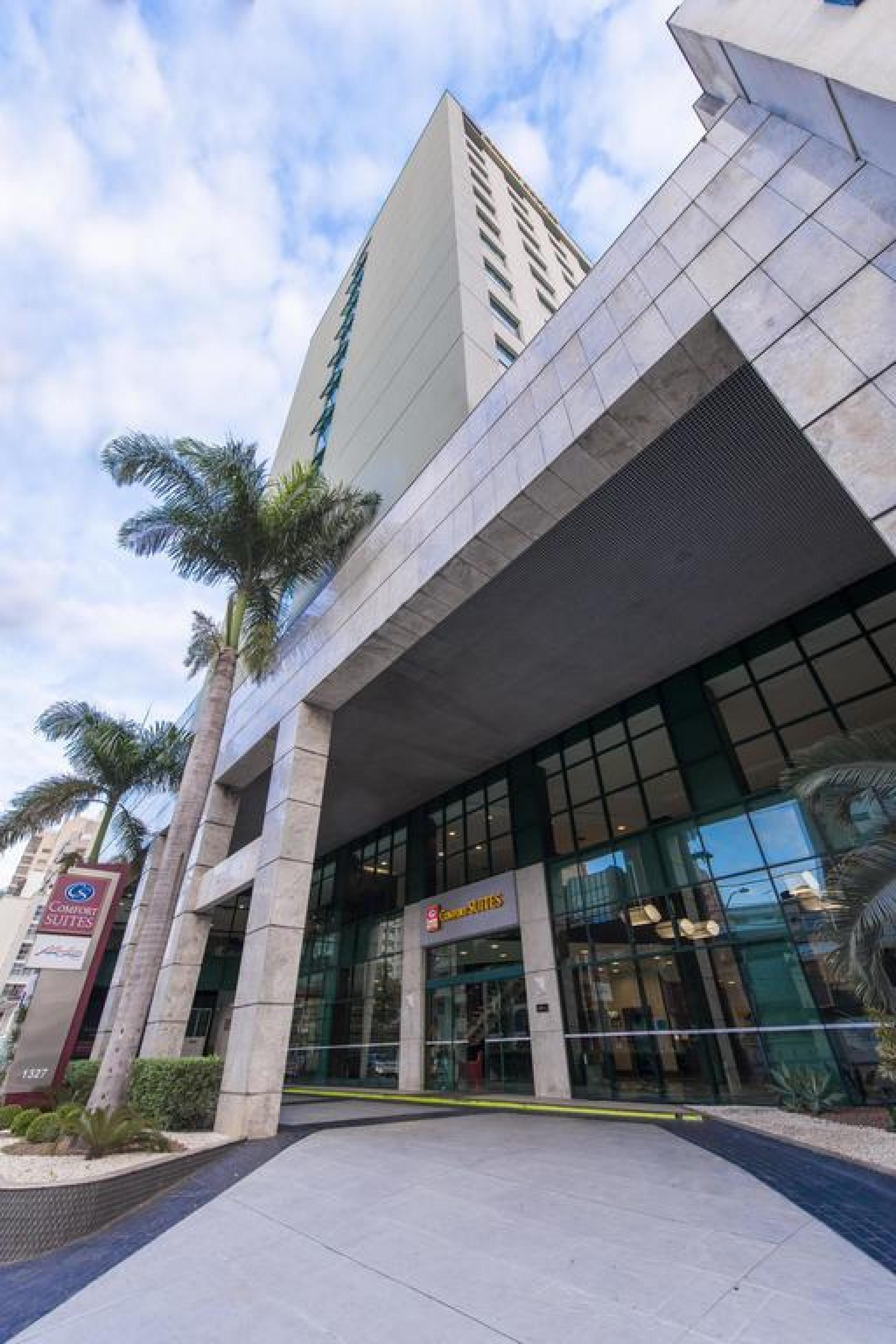 Comfort Suites Vitória Exteriör bild