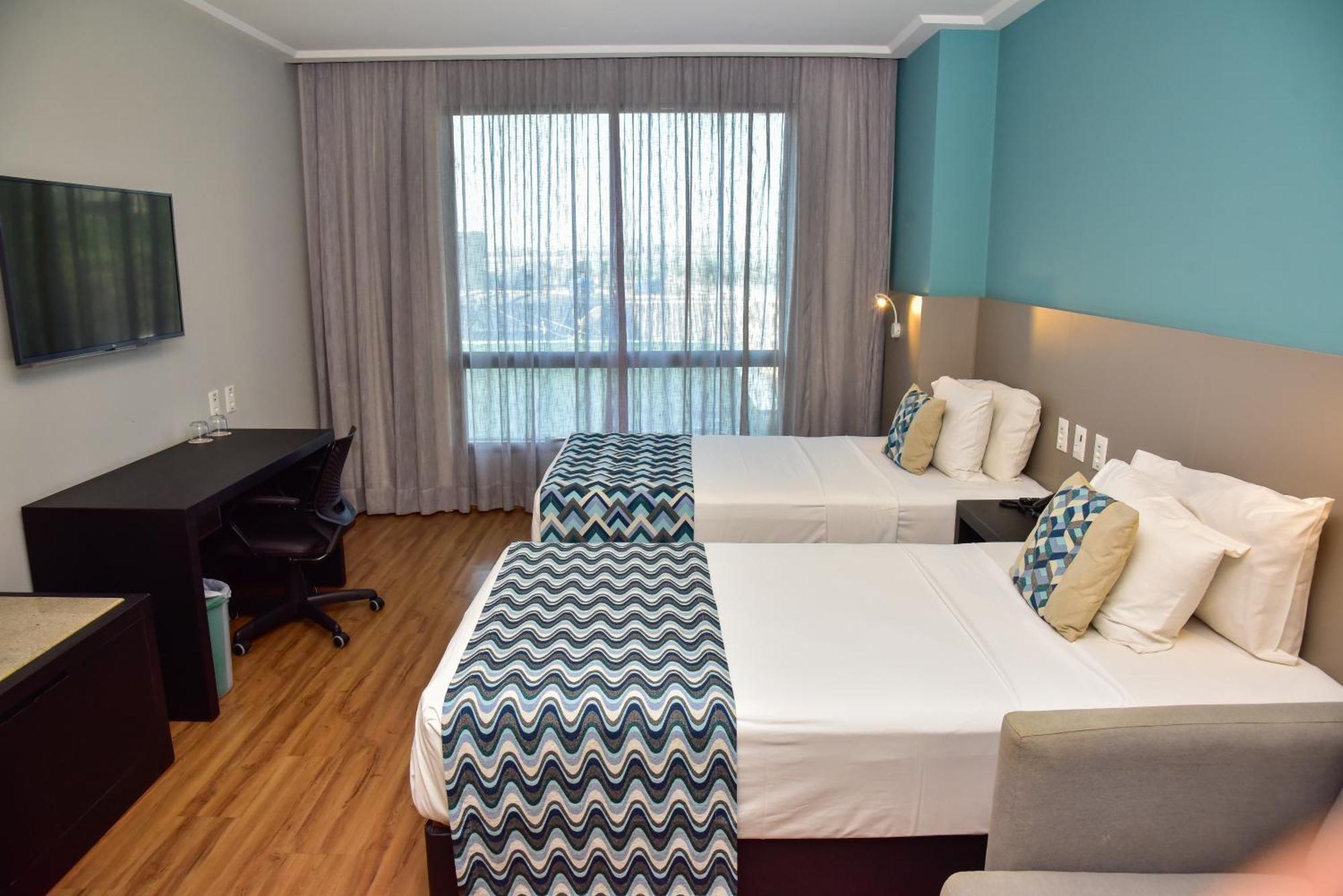 Comfort Suites Vitória Exteriör bild