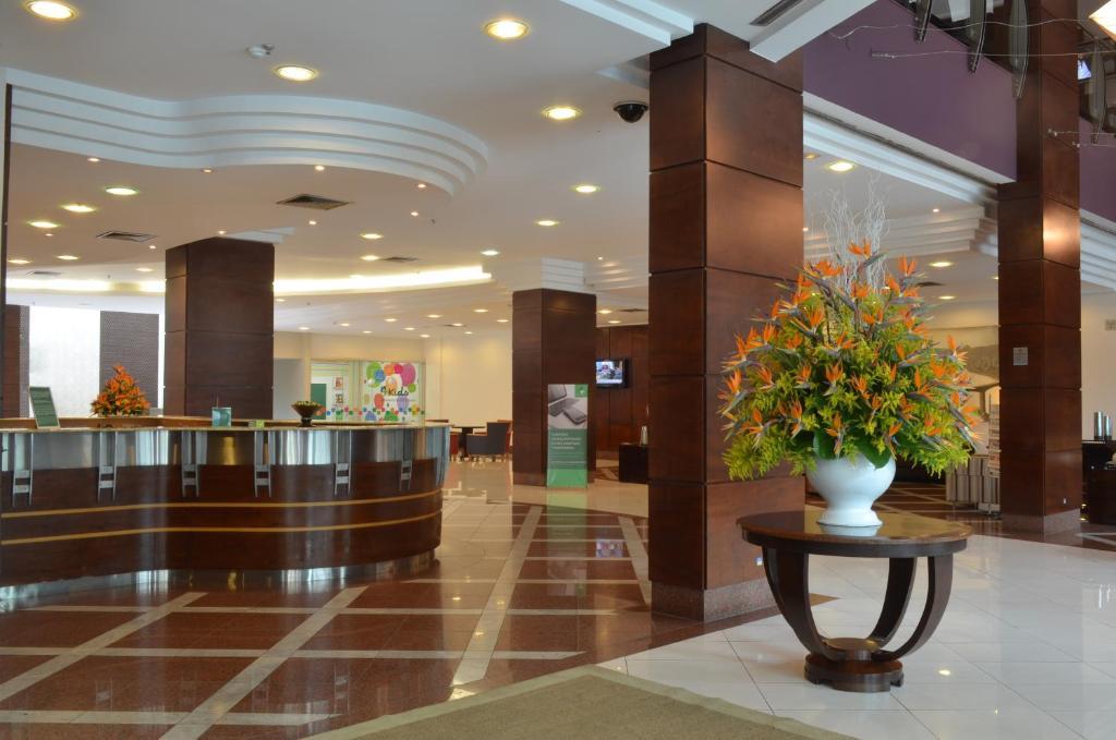 Comfort Suites Vitória Exteriör bild